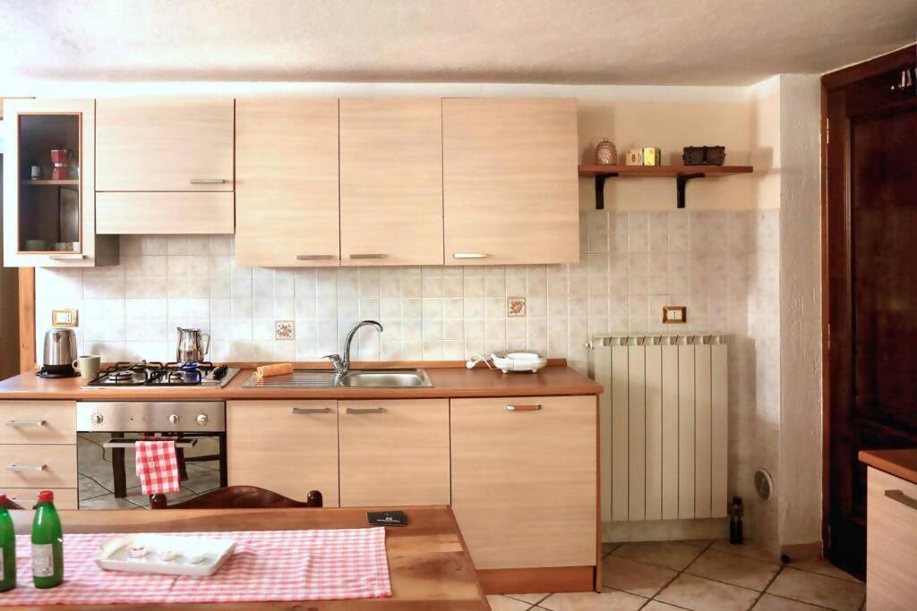 Dimora Gilles Aosta Valley Bard Rom bilde